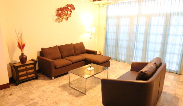5 Star Hosting for Over a Decade! Luxury Villa Near Chiang Mai’s Best Location!