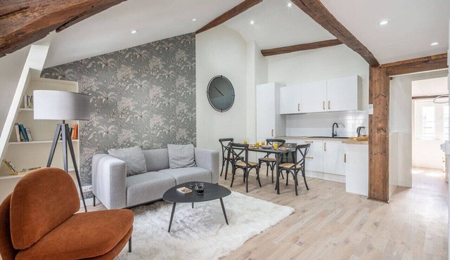 5.Two Bedrooms#Champs Elysées#Arc de Triomphe#AC