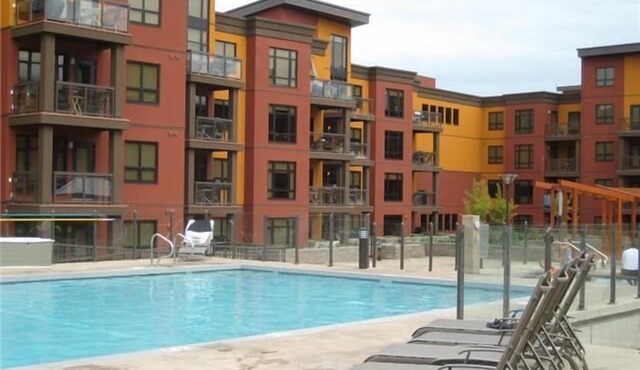 5 ⭐️ - Unit 210 - Sol Terra Stays - 3bdrm 2 bath Condo That Feels Like Home