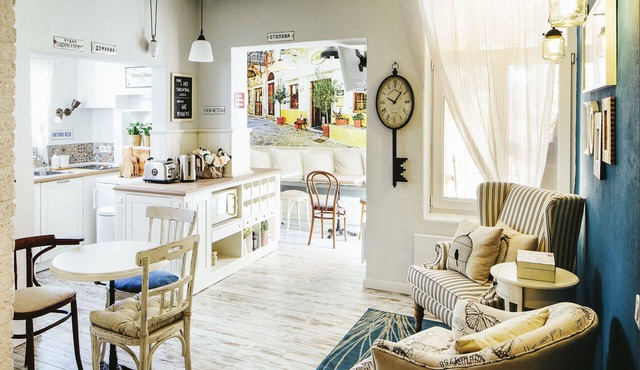 5 Vintage Guest House