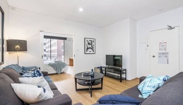 504 - Perth CBD Huge 1BR 1BA Beauty