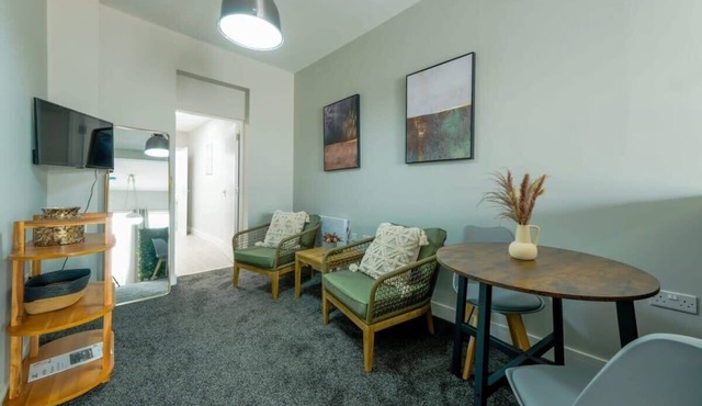 526 Gloucester Flat 1 - Hopewell