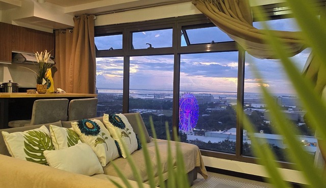 59sq/m Spacious and Safe condo+free parking+Manila Bay Sunset view/WiFi&NetFlx