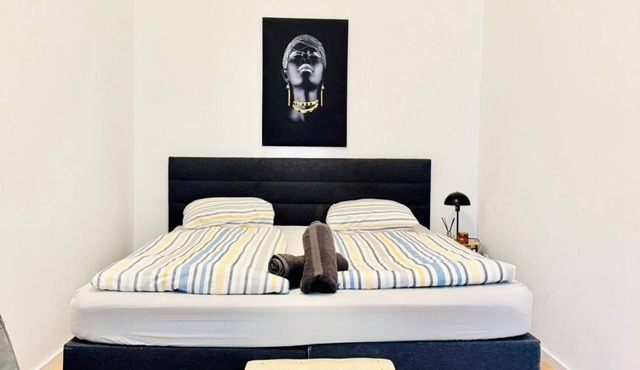 5BR Apt. Ideal for Groups; 7- Min to Westbahnhof