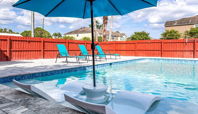 5BR Spring Break - Saltwater Pool & Patio! Near Beaches & Downtown St. Pete