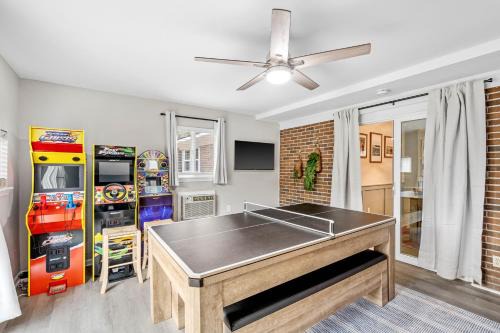 5BR2BA, Game Rm, FirePit, Golf, BBall, Near Parris Island