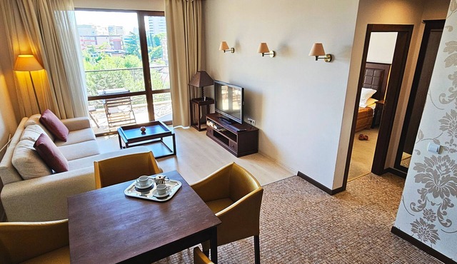 5star Royal Beach Apartment with AC, close to the beach and the Center