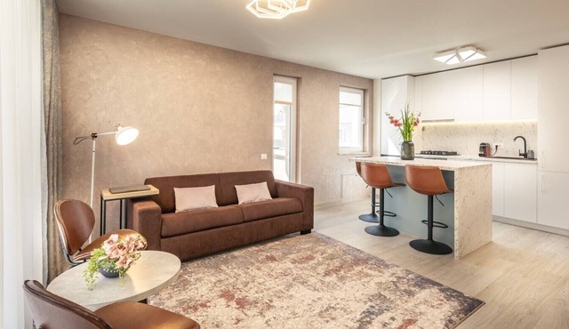 5thFloor Executive Apart w.BalconyandFree parking