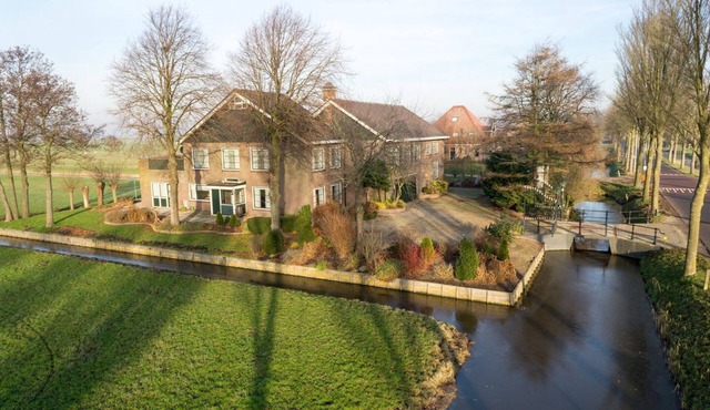6-10 pers family home in the country, 15km from Amsterdam