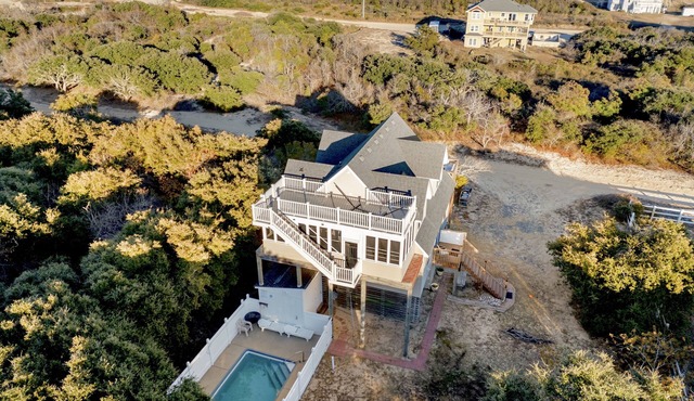 6-7 night stays, Super private pool,hot tub,dogs ok.4WD adventure!