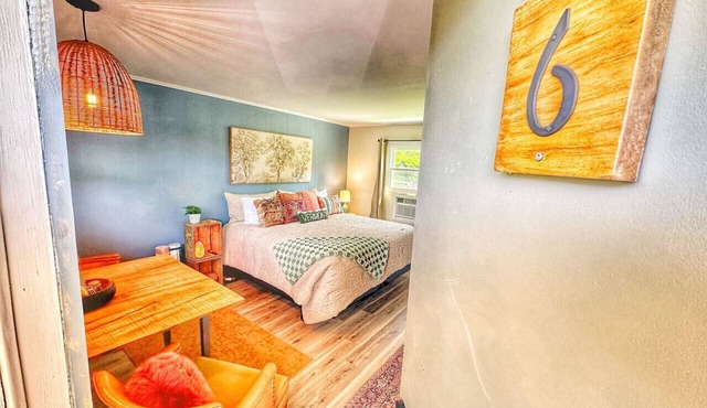 6 Bam Boo Cozy escape in the heart of Vermont