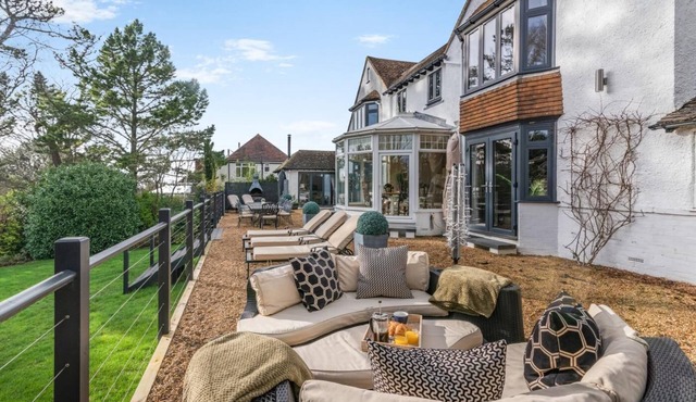 6 Bed in Worthing (oc-w31944)