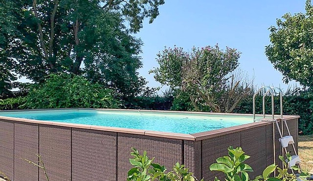 6 bedroom accommodation in Boara Pisani