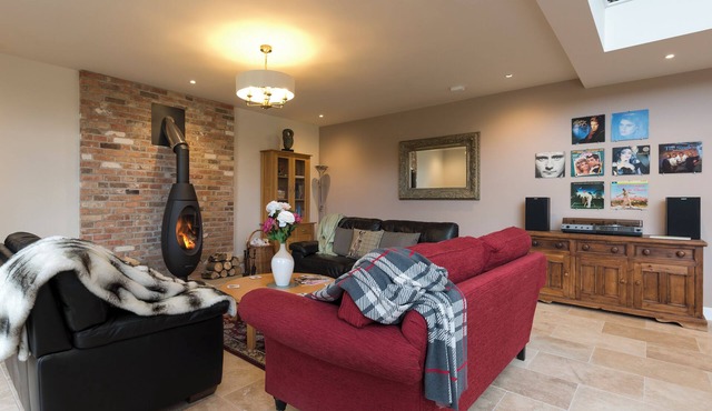 6 bedroom accommodation in Wimborne