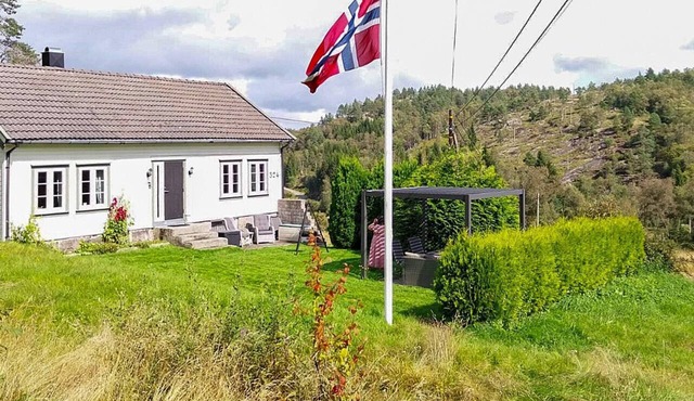 6 person holiday home in Lyngdal