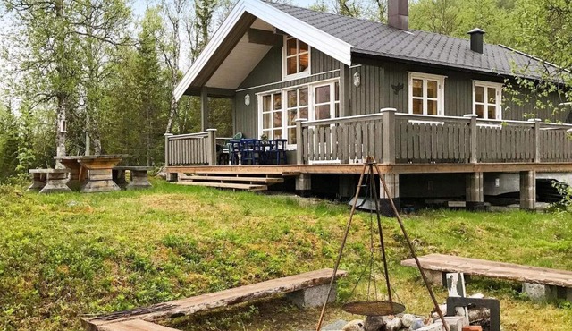6 person holiday home in Ballangen