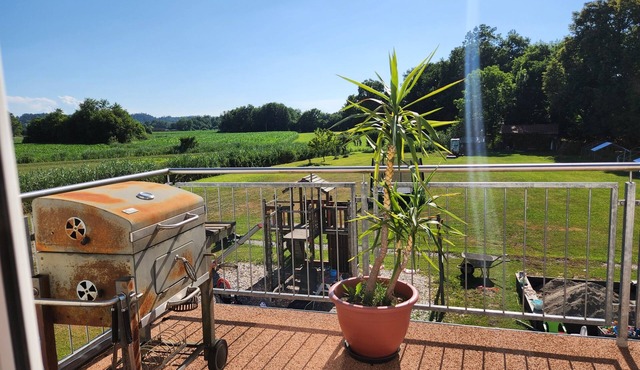 6-room apartment with 2 bathrooms and private balc