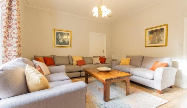 7 Bed in Matlock Bath (oc-n34368)
