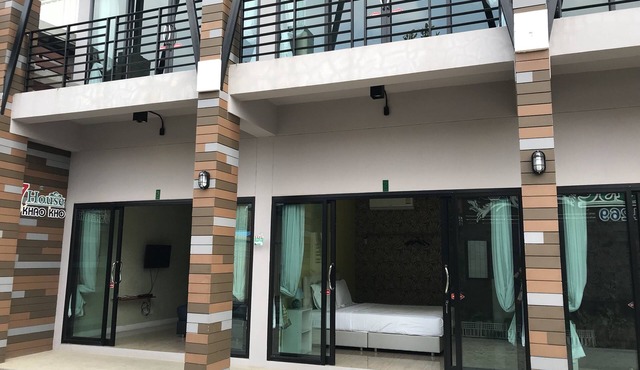 7 House