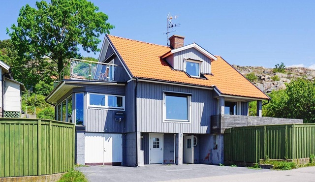 7 person holiday home in LYSEKIL