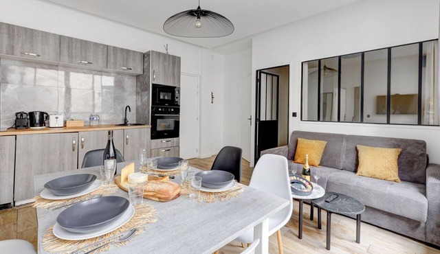 70 Decaens - Superb apartment in Paris 12