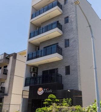 71 Cafe B&B