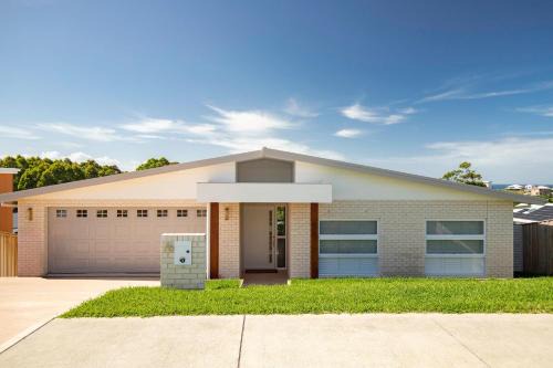 76 Red Head Road