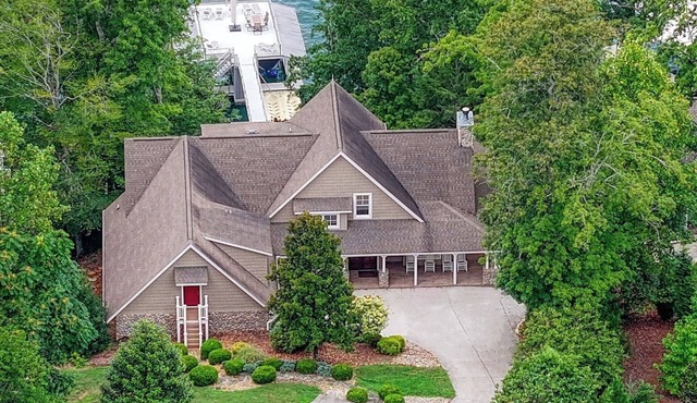 7BR/8BA Lakefront Norris-Private Dock & Views