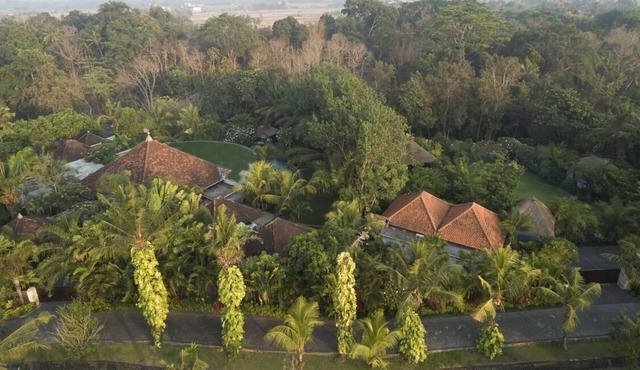7BR Villa In Tabanan, 12Min Drive To Berawa Beach! - W/Swimming Pool!