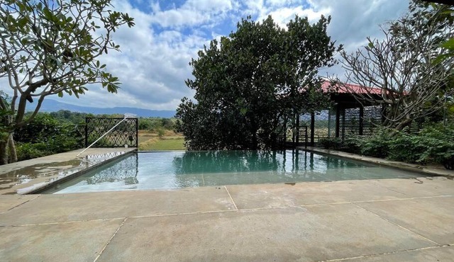 7th sky cheerful villa