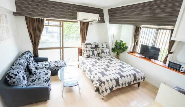 8min walk from closet stationFree WiFismile401/Naha Okinawa