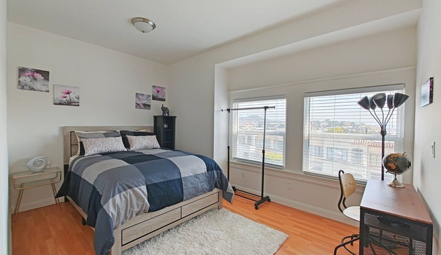 9 - Peaceful & Spacious 4B2B Upper Unit near FW