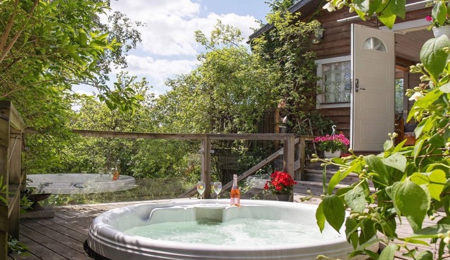 9 person holiday home in HUDDINGE