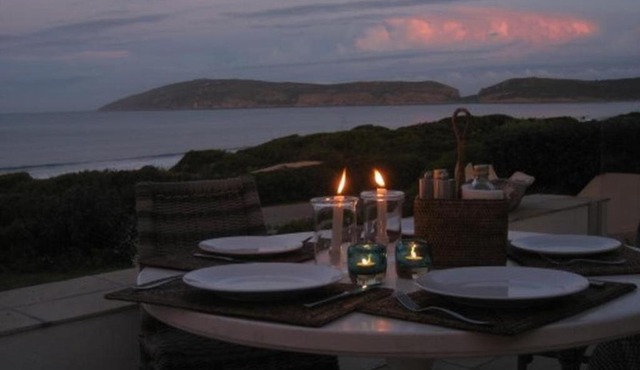 99 Beachyhead Drive, Plett