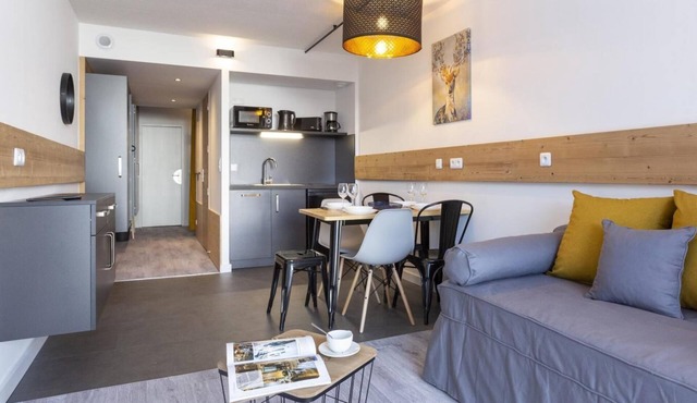 9th floor, view mountain, balcony, tv, 28m², Les Arcs