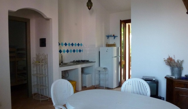 A 3-minute walk from a beautiful turquoise sea - CIN: IT095018C2000P3334