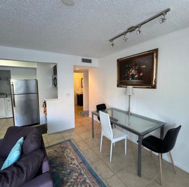 a 4bed2bath cozy apt near UF and Shands