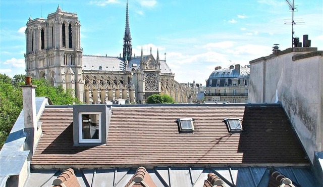 A Balcony on Notre Dame with AC