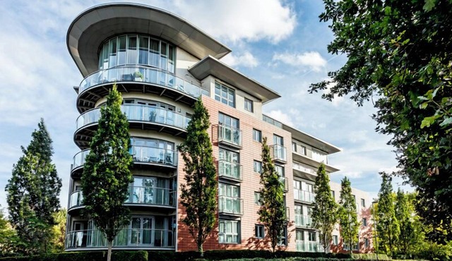 A beautifully designed 2 bedroom apartment within a private residential building