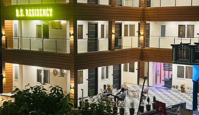 A Charming Place To stay In Tapovan Rishikesh, Away from Hustle And Bustle