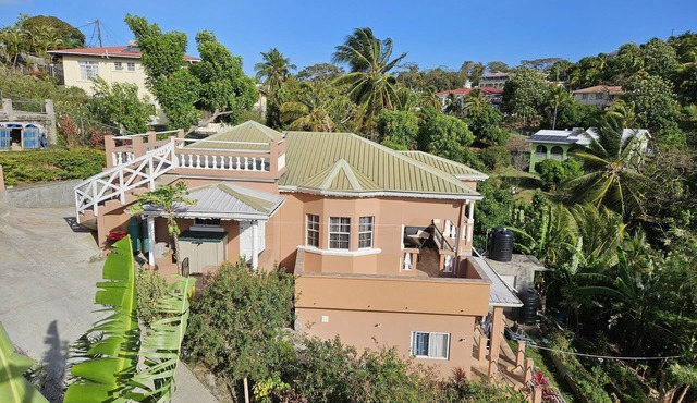 A comfortable and relaxing 2 bedroom home in Grenada, 15 minutes to Grandansse.