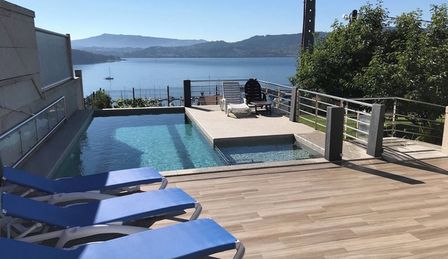 A Costa Vacation home in Combarro