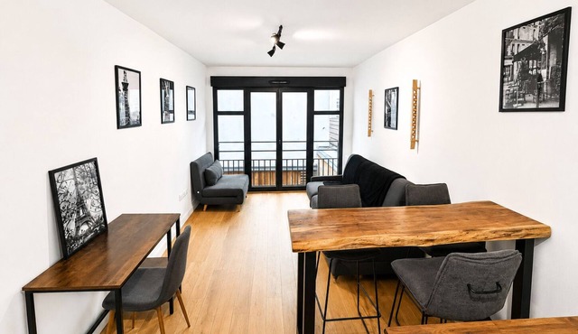 A cosy studio to live Paris like a local