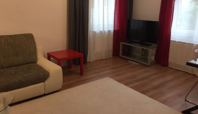 A cozy and centrally located apartment next to transport, shopping, restaurants