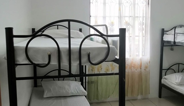 A Cozy and Comfortable Home for Backpackers, Students and Family Outing