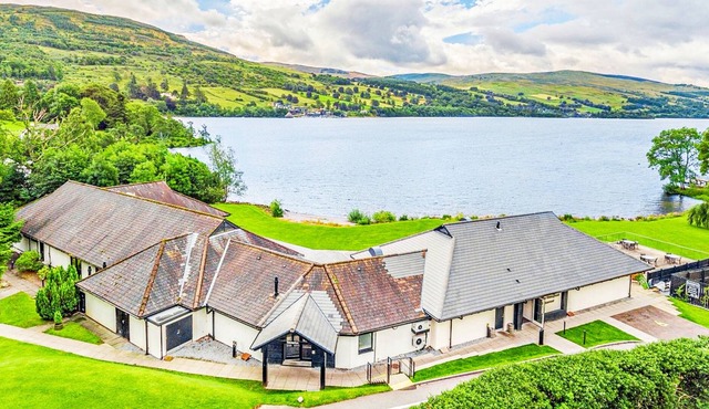 A Cozy Retreat at Kenmore's Condo Resort