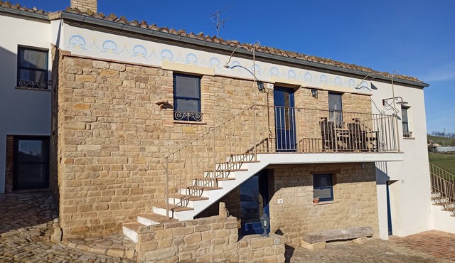 A cute apartment perfect for two in the Abruzzo countryside at La Stradella