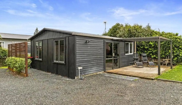 A cute one bedroom unit centrally located