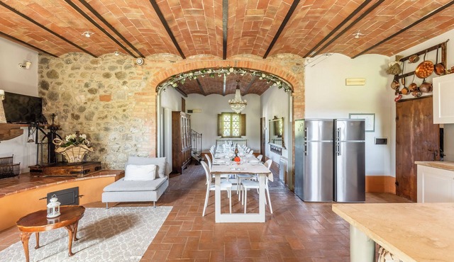 '.a delicious farmhouse in the countryside where only the wind blows.'