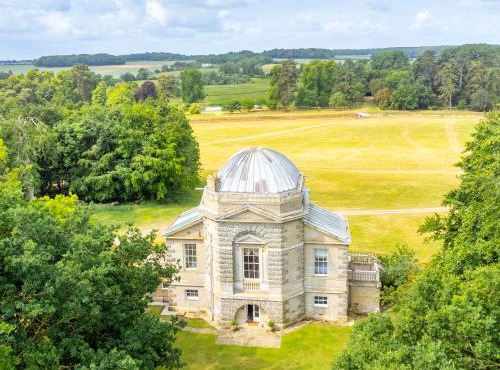 A Duke's Spectacular grand folly - The Temple